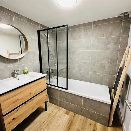 Chateauvert Appartement *